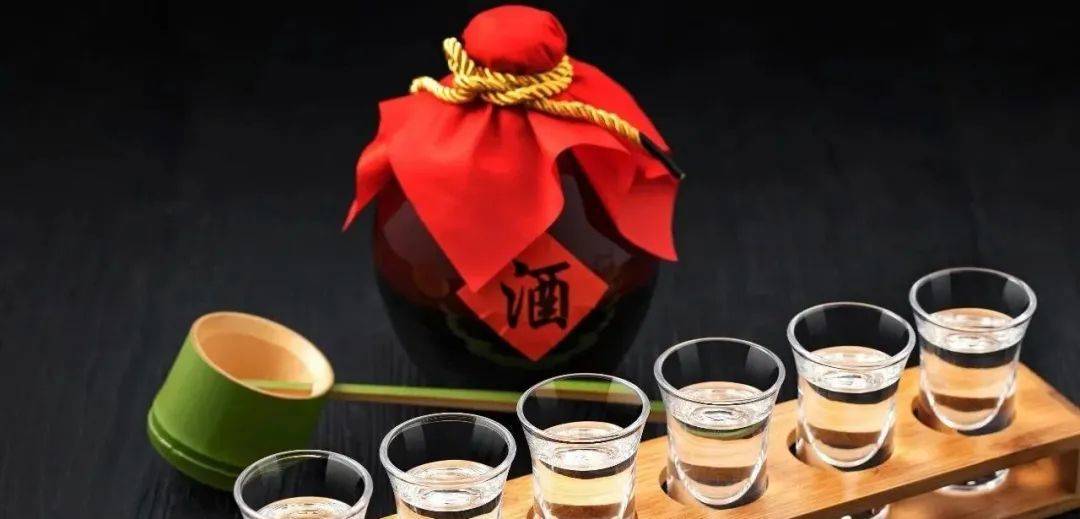 一物一码助力酒企走出腹背夹击的困境，开拓营销新模式，实现差异化竞争！ 