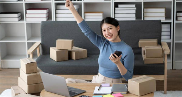 S2B2C商城可高效管理供应商，帮助企业提高供应链的效率与竞争力 