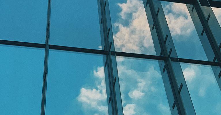 探索未来零售新纪元：小程序商城系统的无限可能